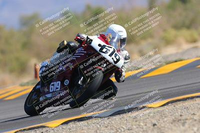 media/Nov-06-2022-SoCal Trackdays (Sun) [[208d2ccc26]]/Turn 7 Set 2 (1050am)/